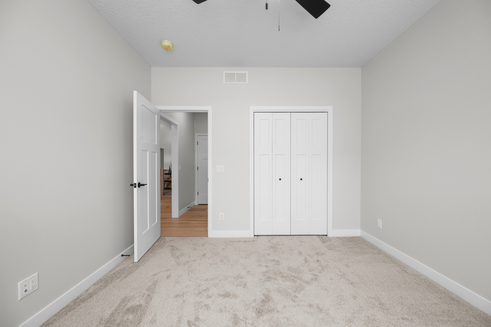 1875 Redbud Circle 102 Property Photo 26