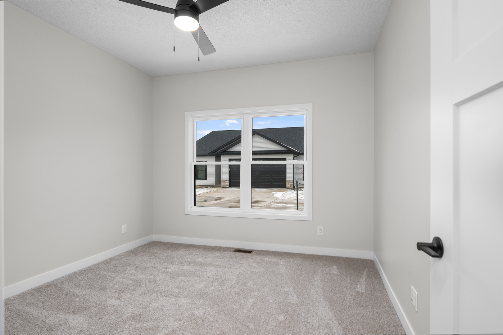 1875 Redbud Circle 102 Property Photo 27