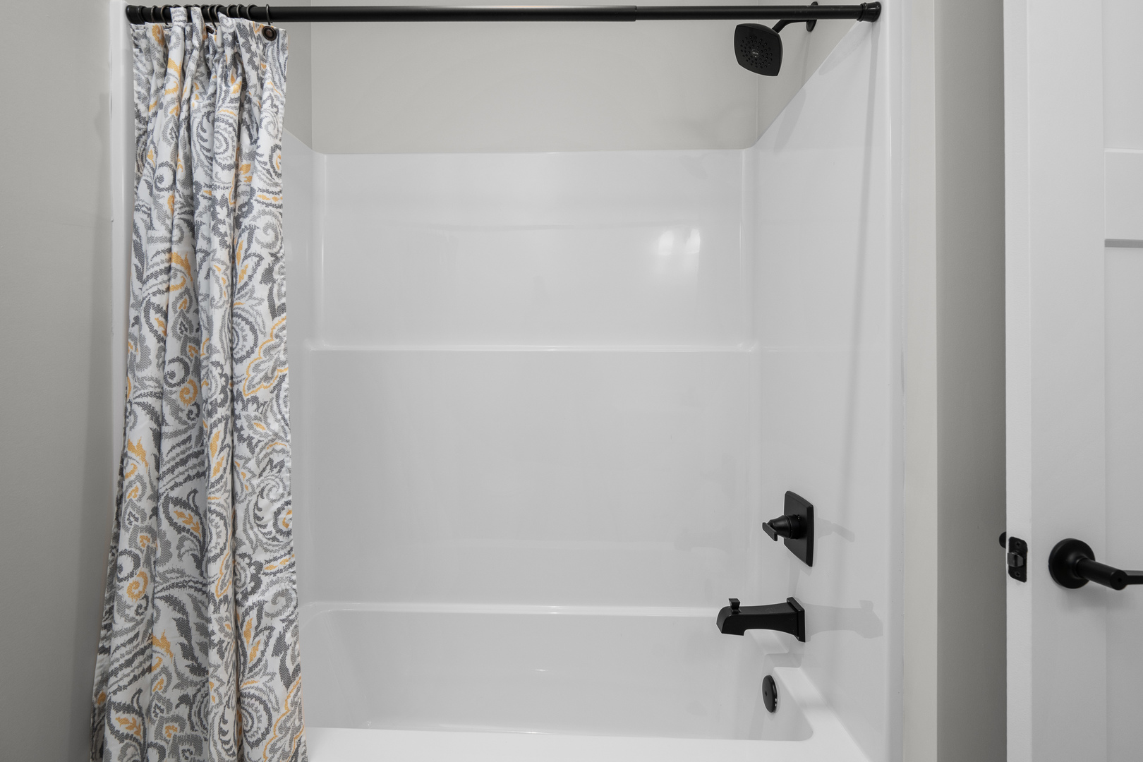 1875 Redbud Circle 102 Property Photo 29