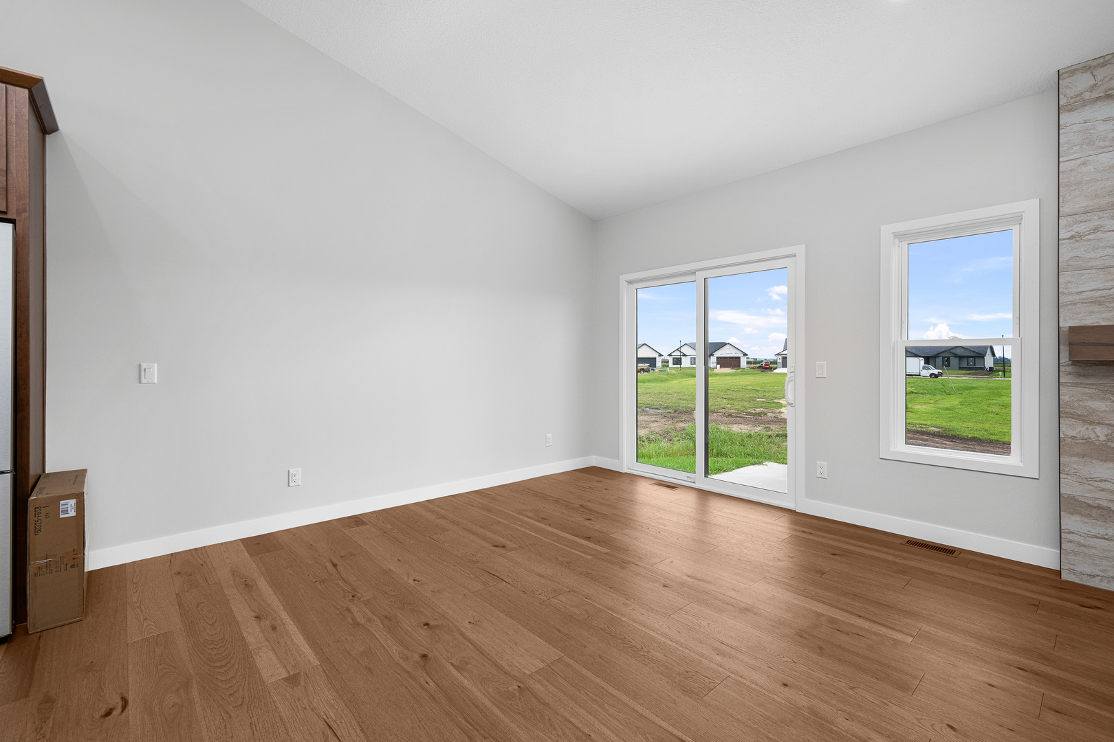 1867 Redbud Circle 103 Property Photo 25