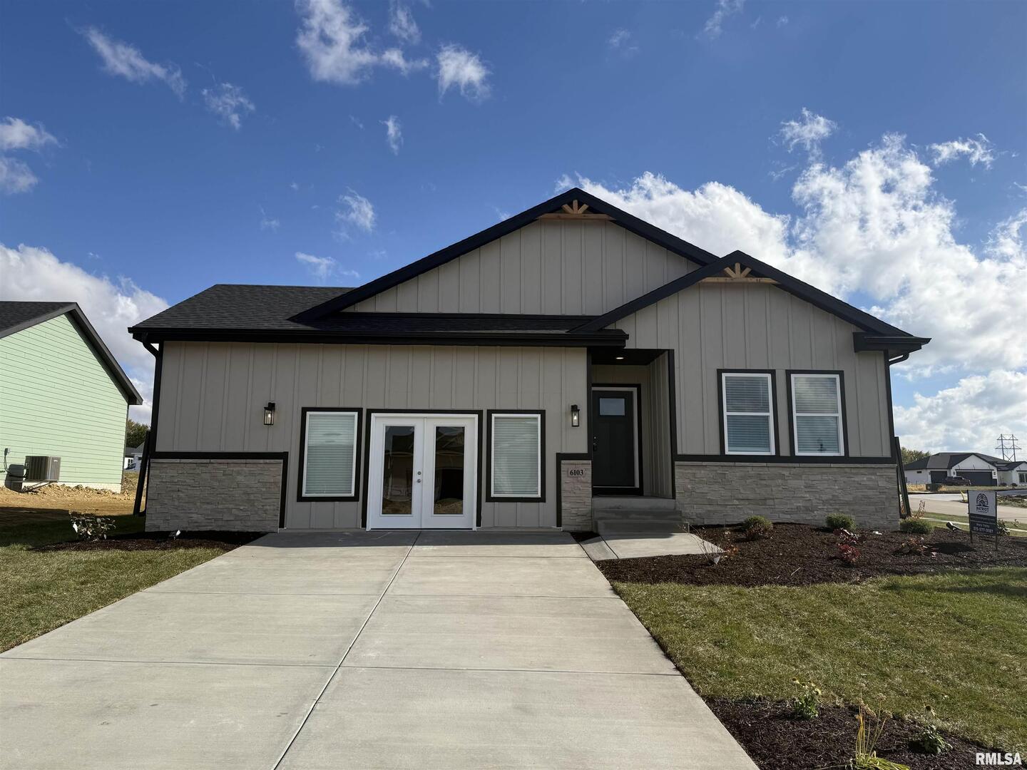 6103 THOR Avenue Property Photo 1