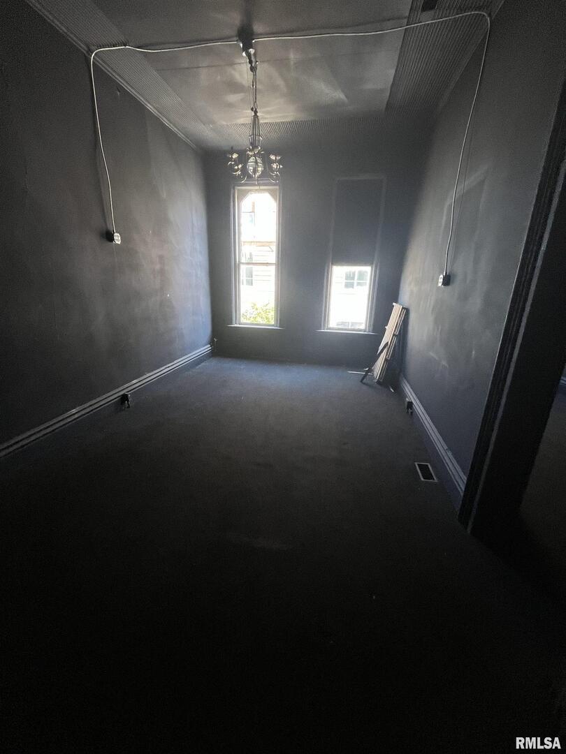 1704 2nd Avenue Property Photo 4