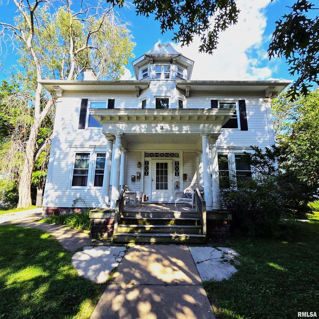 11 OAK Lane