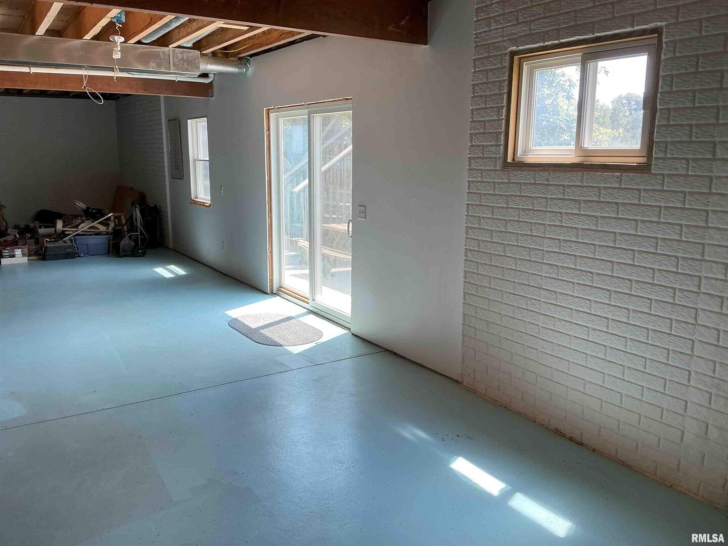 1808 106th Avenue Property Photo 18