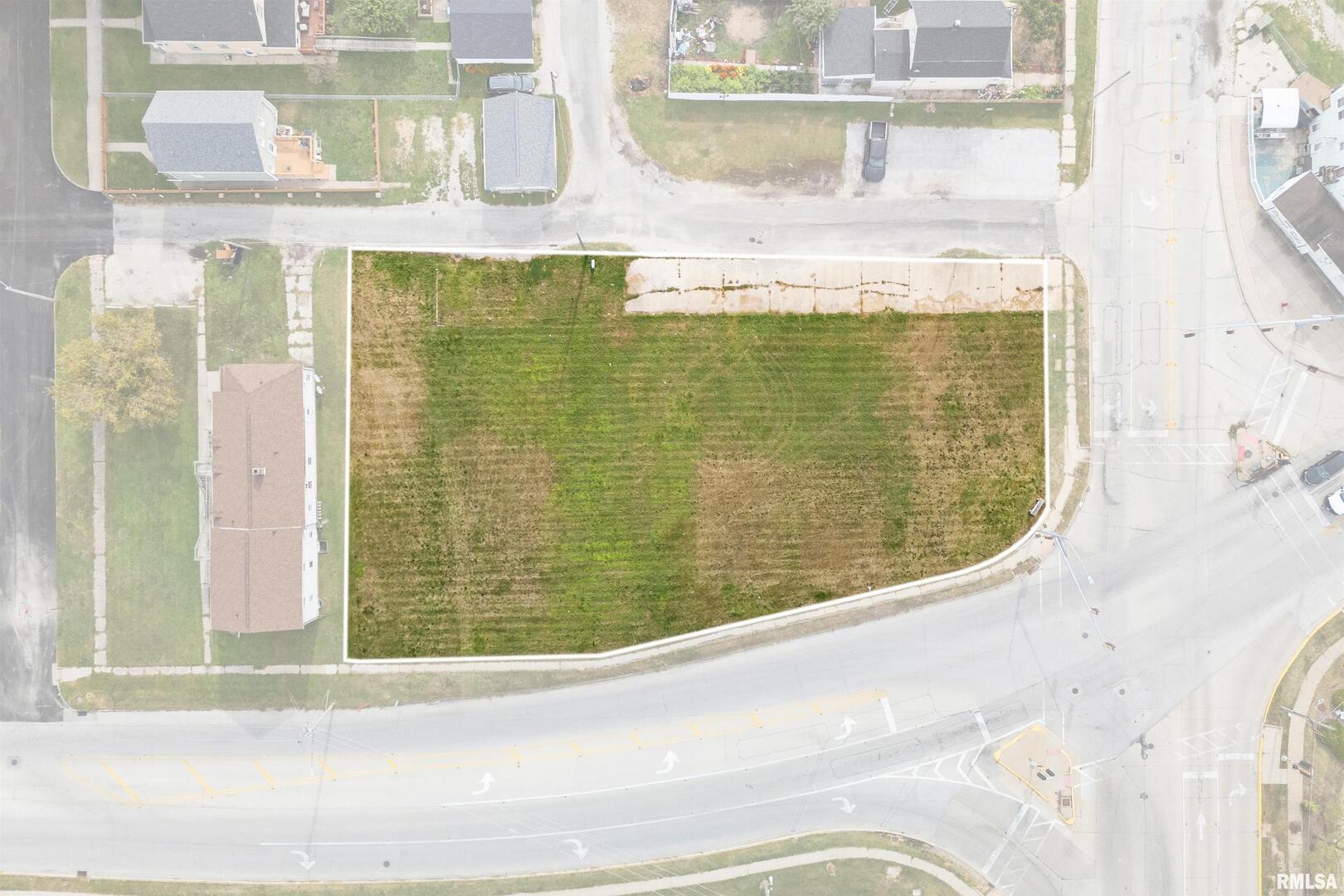 1230 13th Street Property Photo 2