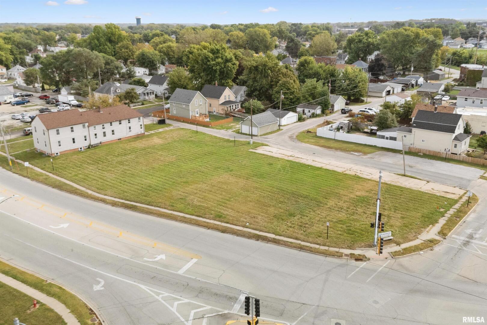 1230 13th Street Property Photo 3