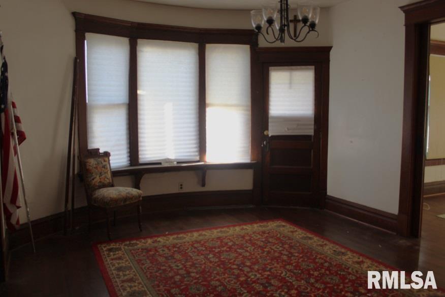 714 S Main Street Property Photo 13