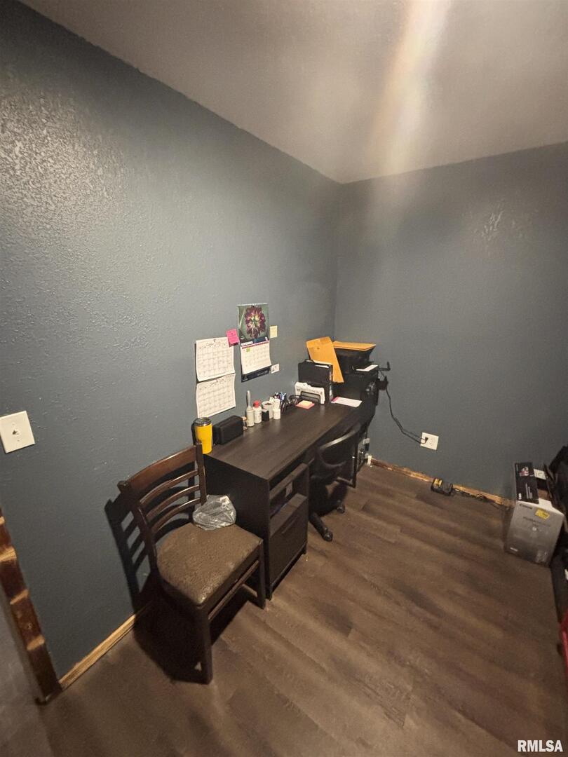 312 S Washington Boulevard Property Photo 8