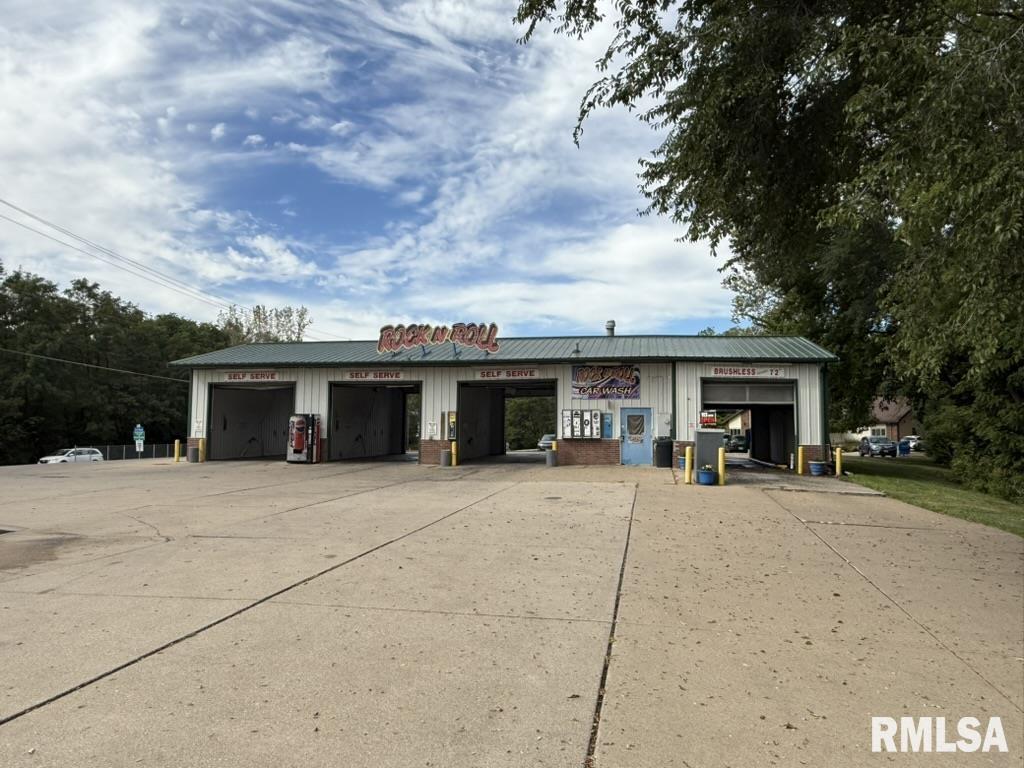 1881 30th Avenue Property Photo 1
