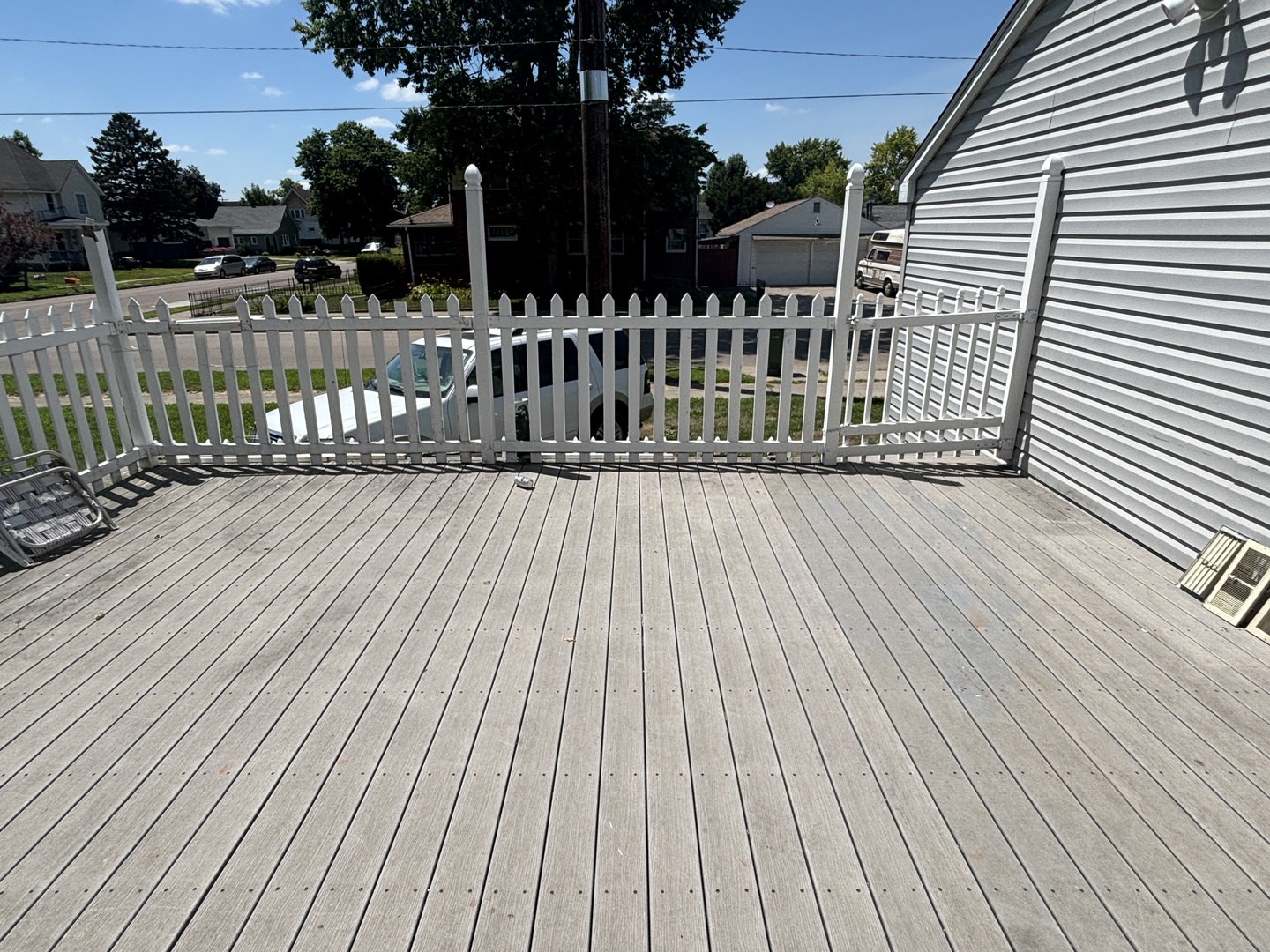 560 S 4th Avenue Property Photo 4