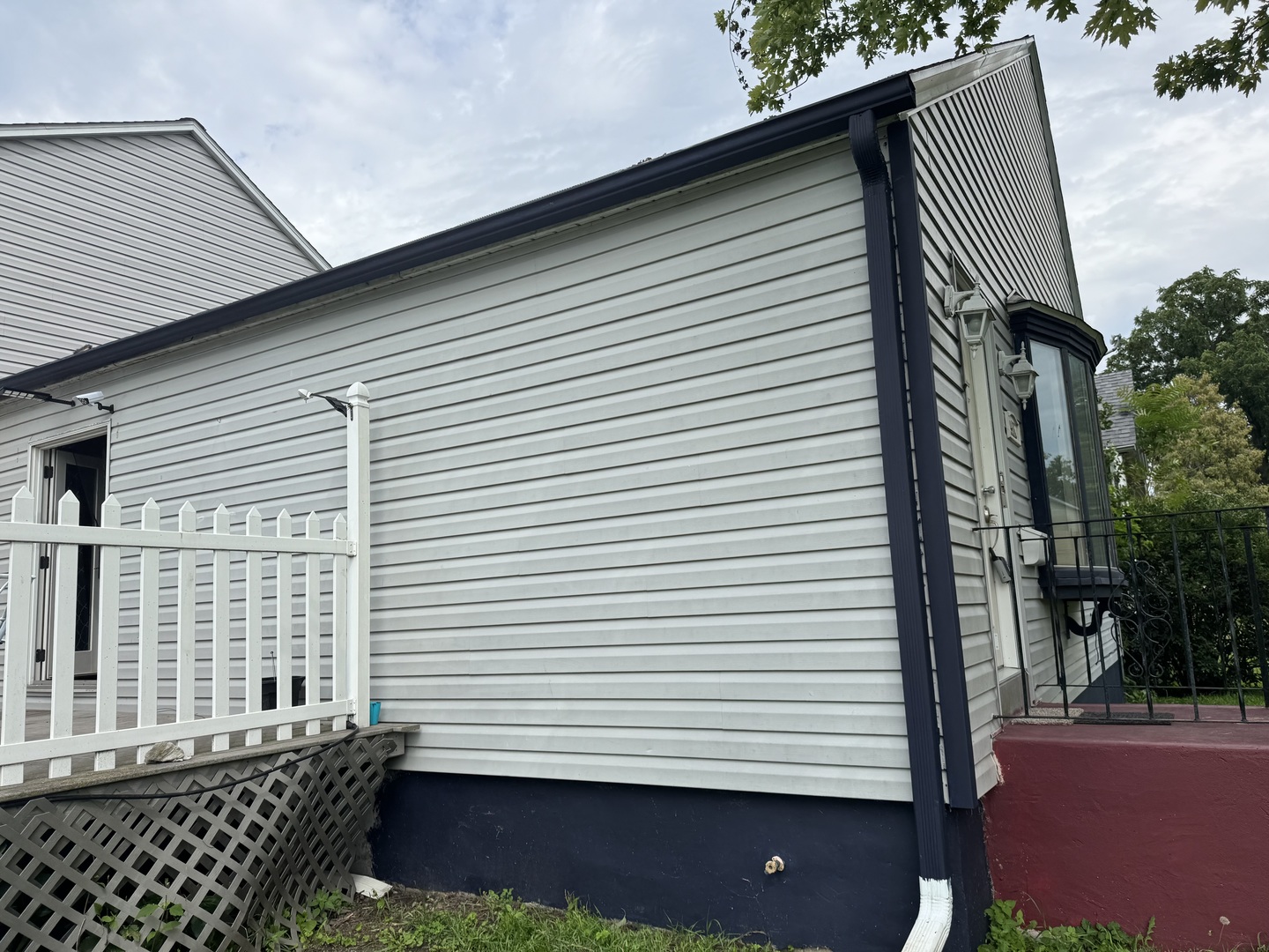 560 S 4th Avenue Property Photo 17