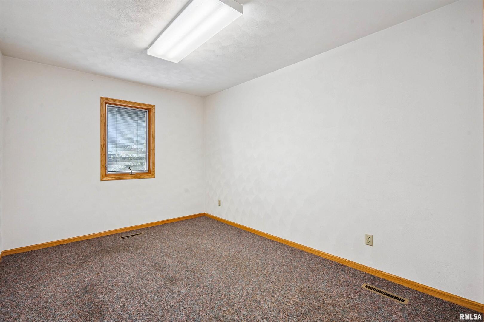 219 N Canal Street Property Photo 31