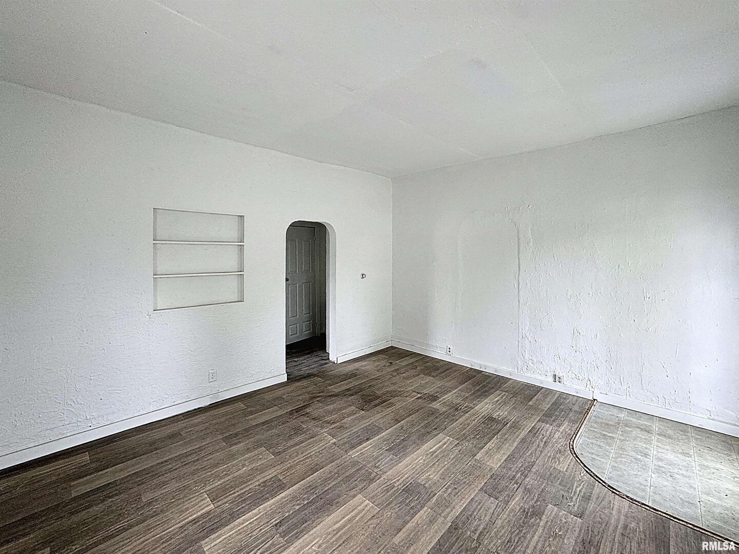 204 Main Avenue Property Photo 9