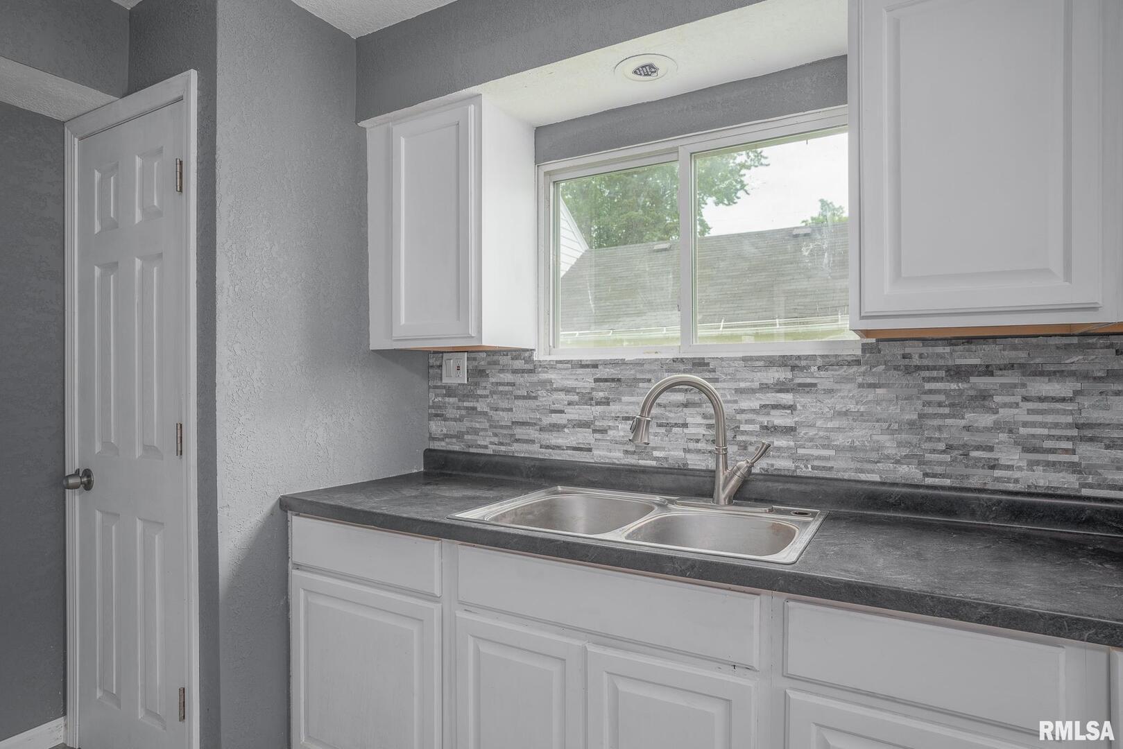 617 6th Avenue Property Photo 6