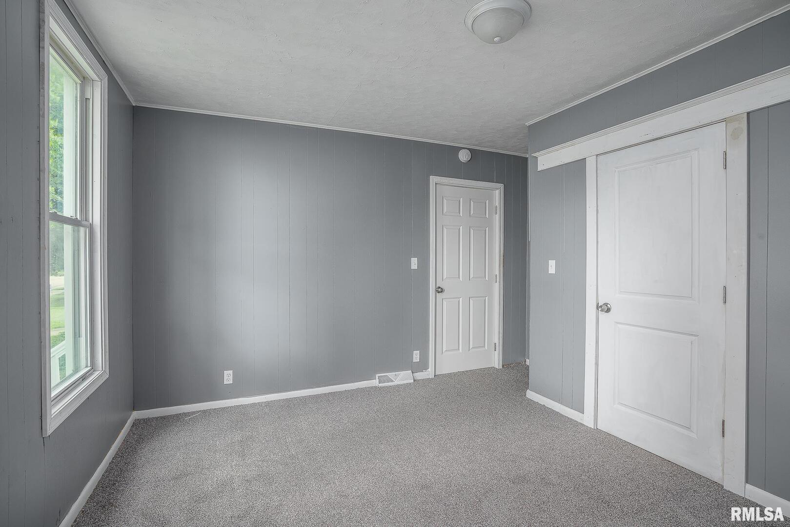 617 6th Avenue Property Photo 10