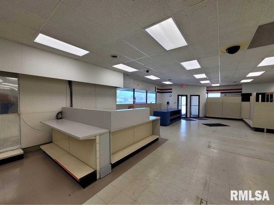 500 Green Park Avenue Property Photo 3