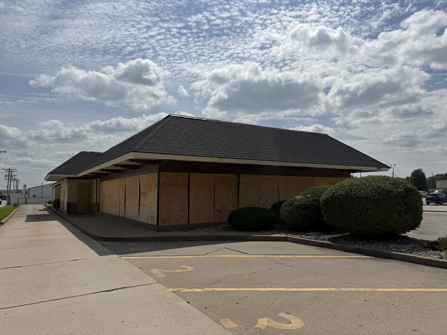 1800 36th Avenue Property Photo 3