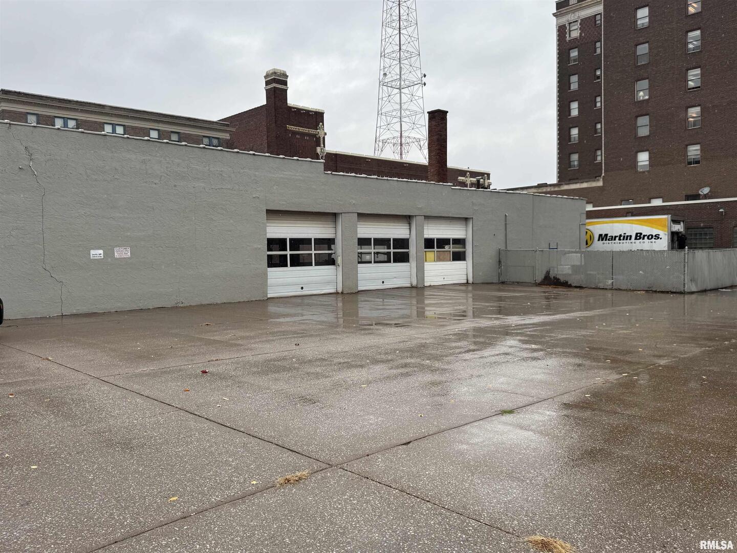 1901 4th Avenue Property Photo 3