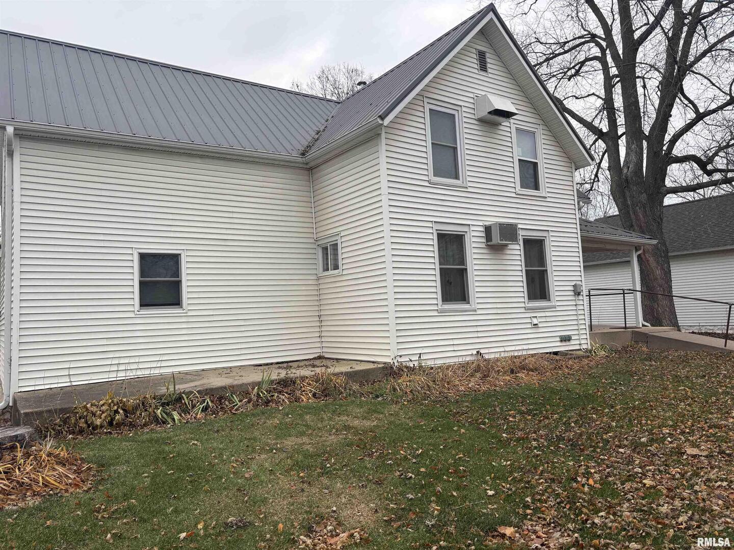510 2nd Street Property Photo 2