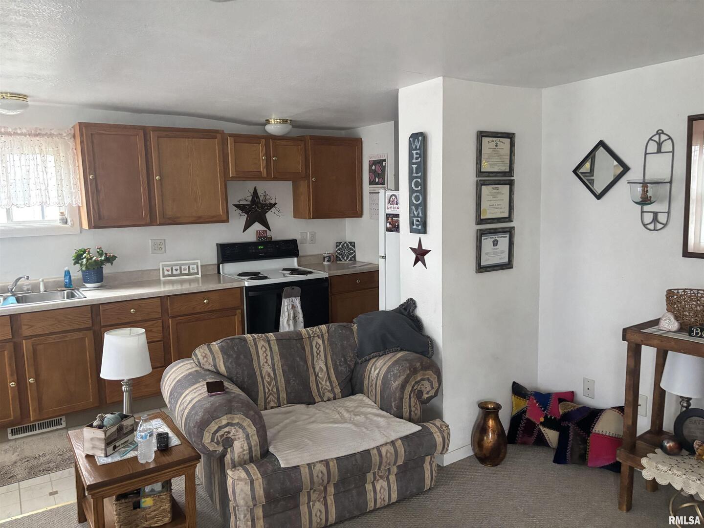 510 2nd Street Property Photo 8
