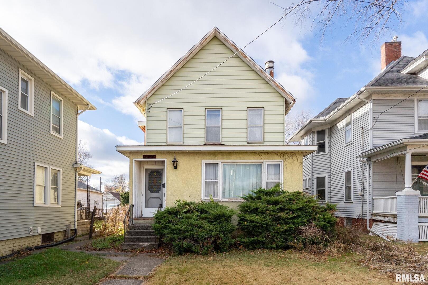 2709 16TH Street