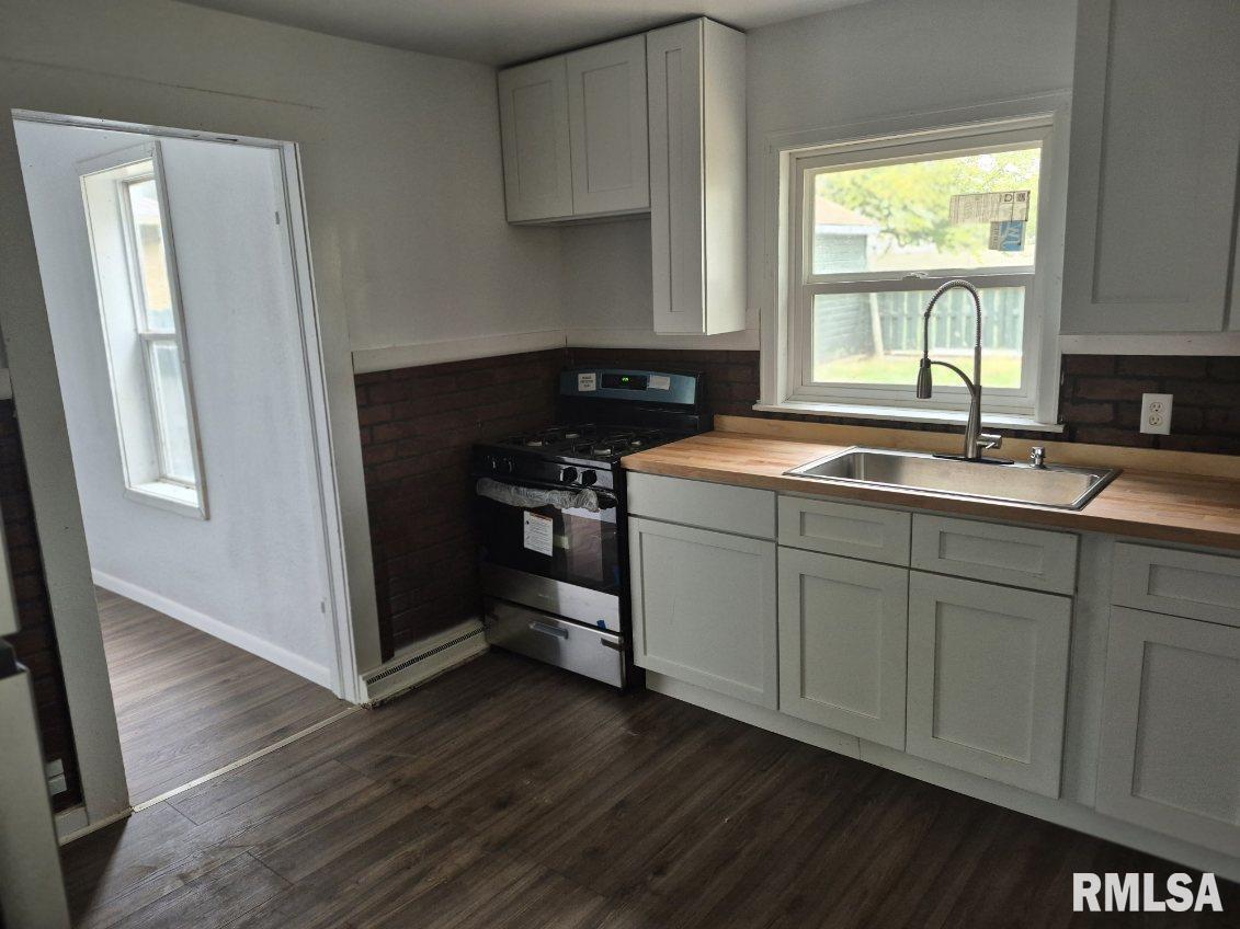 221 Mckinley Street Property Photo 8
