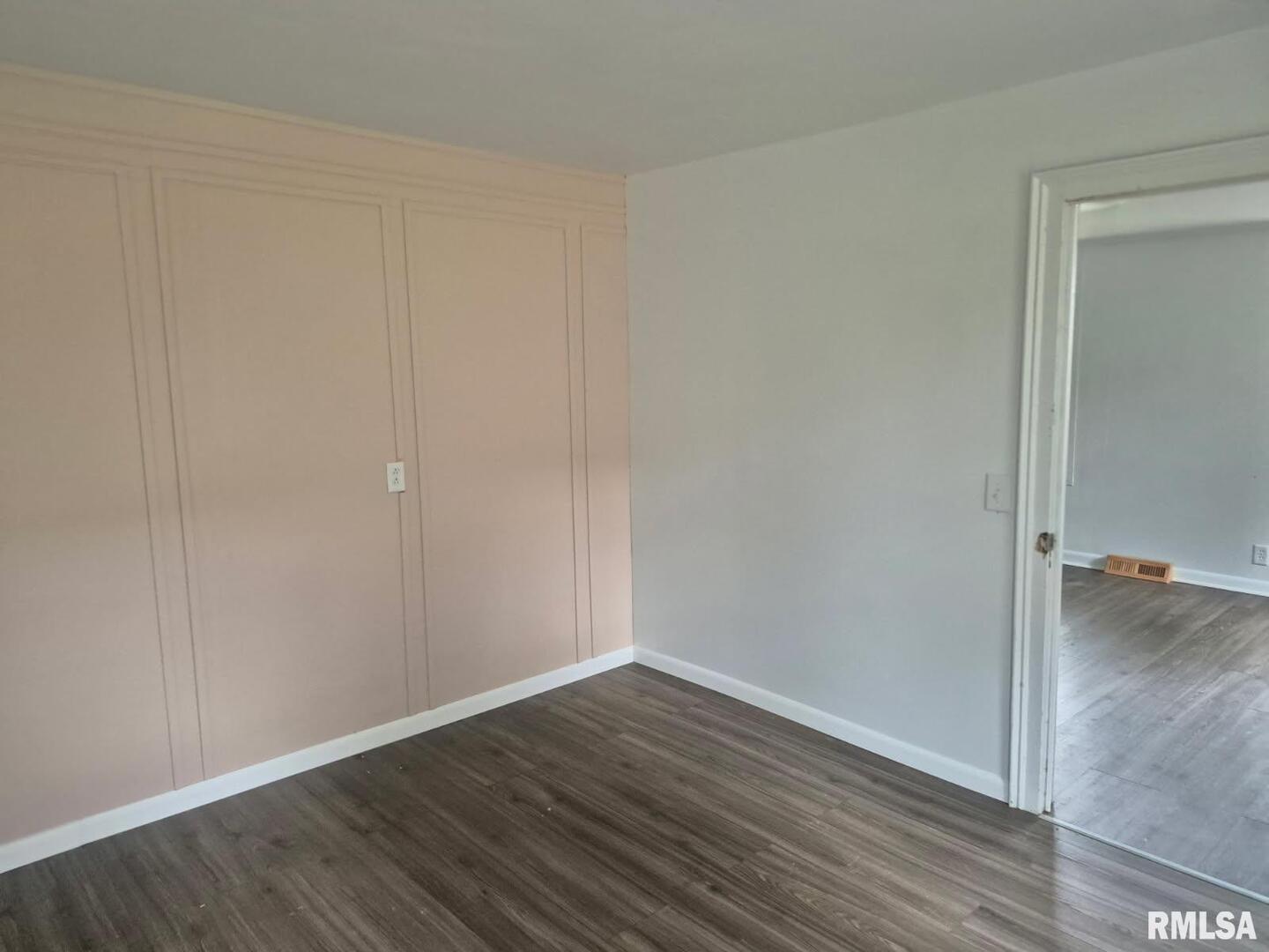 221 Mckinley Street Property Photo 11