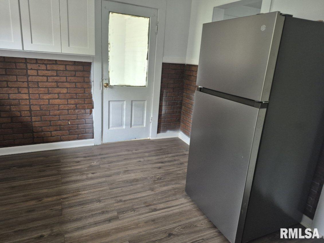 221 Mckinley Street Property Photo 12