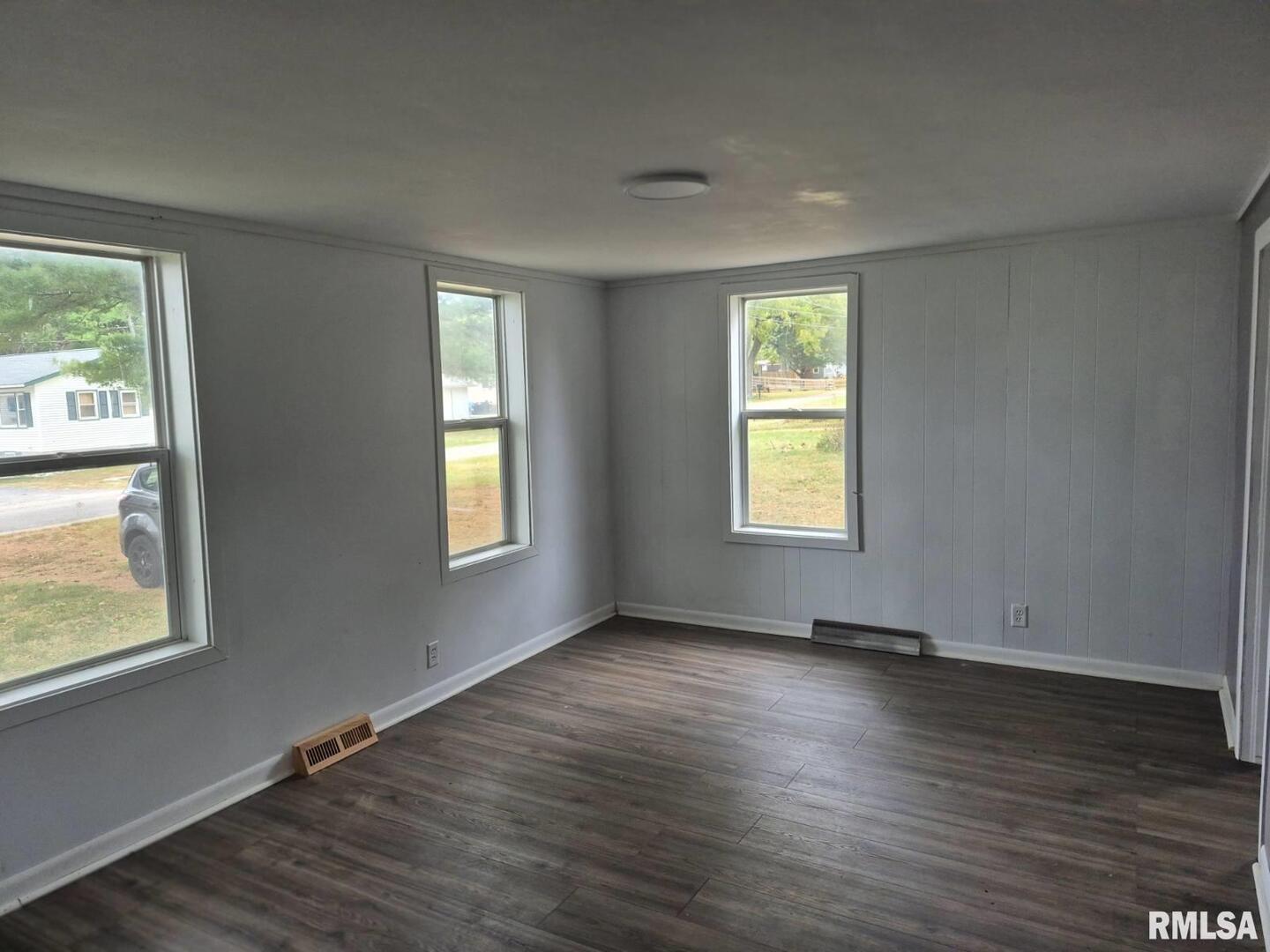 221 Mckinley Street Property Photo 21