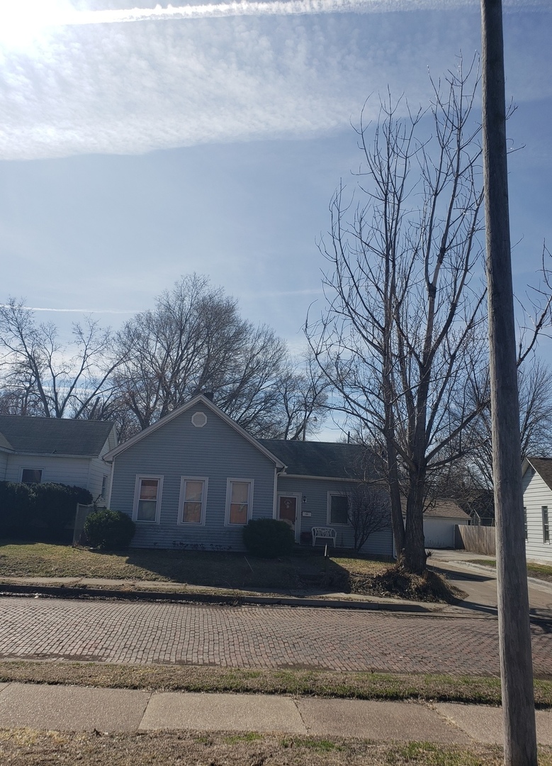 1728 8TH Avenue Property Photo 1