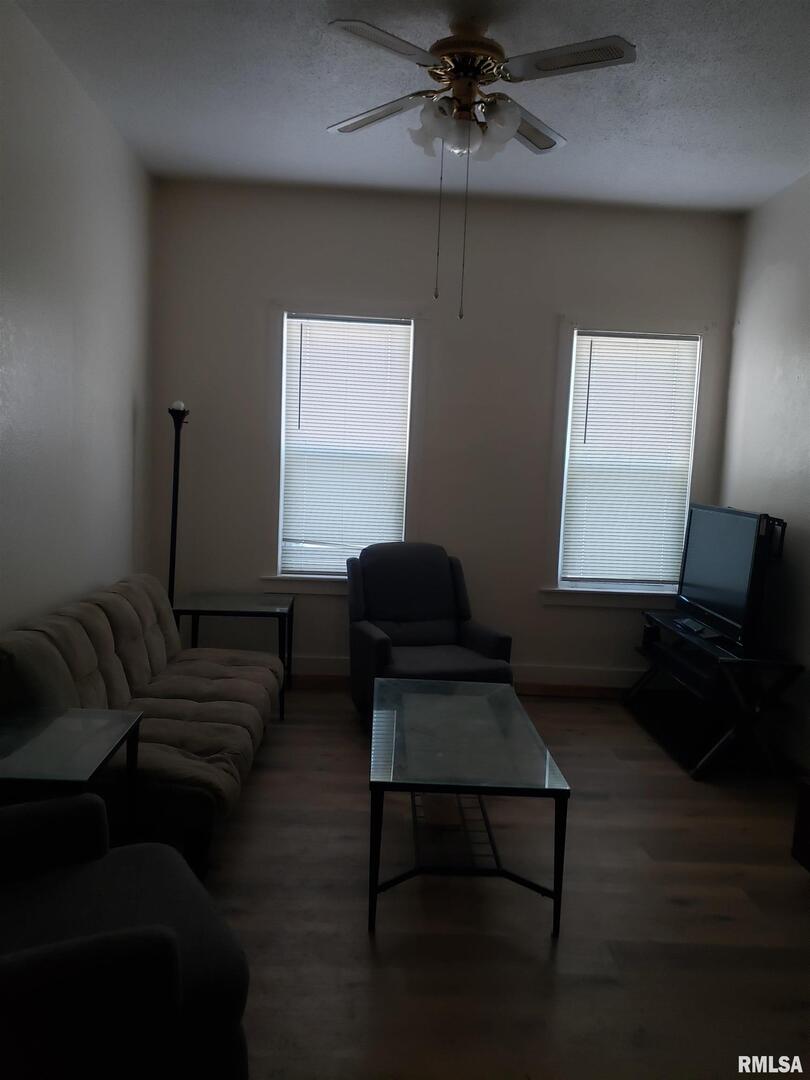 1728 8th Avenue Property Photo 11