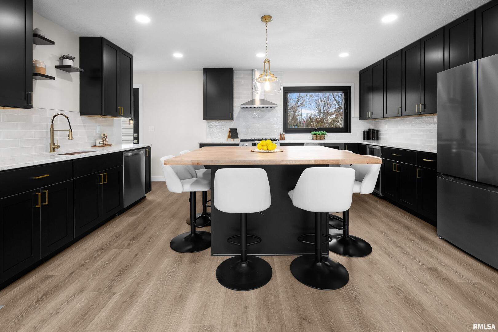 905 WISCONSIN Street, Le Claire, IA 52753 | MLS#: QC4269921 | Le Claire  Real Estate