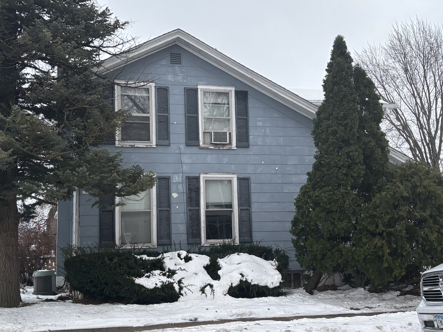 2235 Pershing Blvd Boulevard Property Photo 2