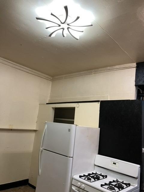 2734 Hoff Avenue Property Photo 6