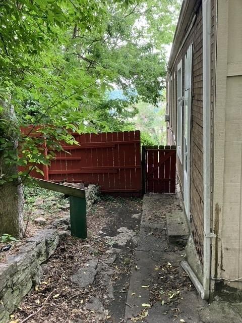 2734 Hoff Avenue Property Photo 7