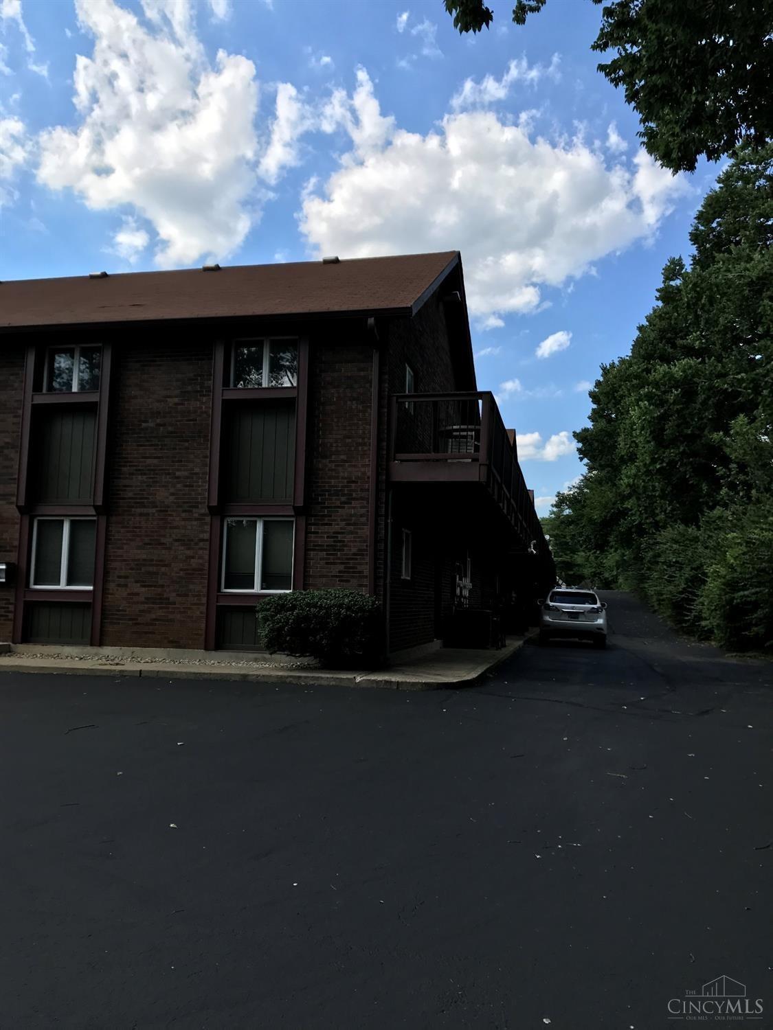 1251 Nilles Rd Property Photo 1