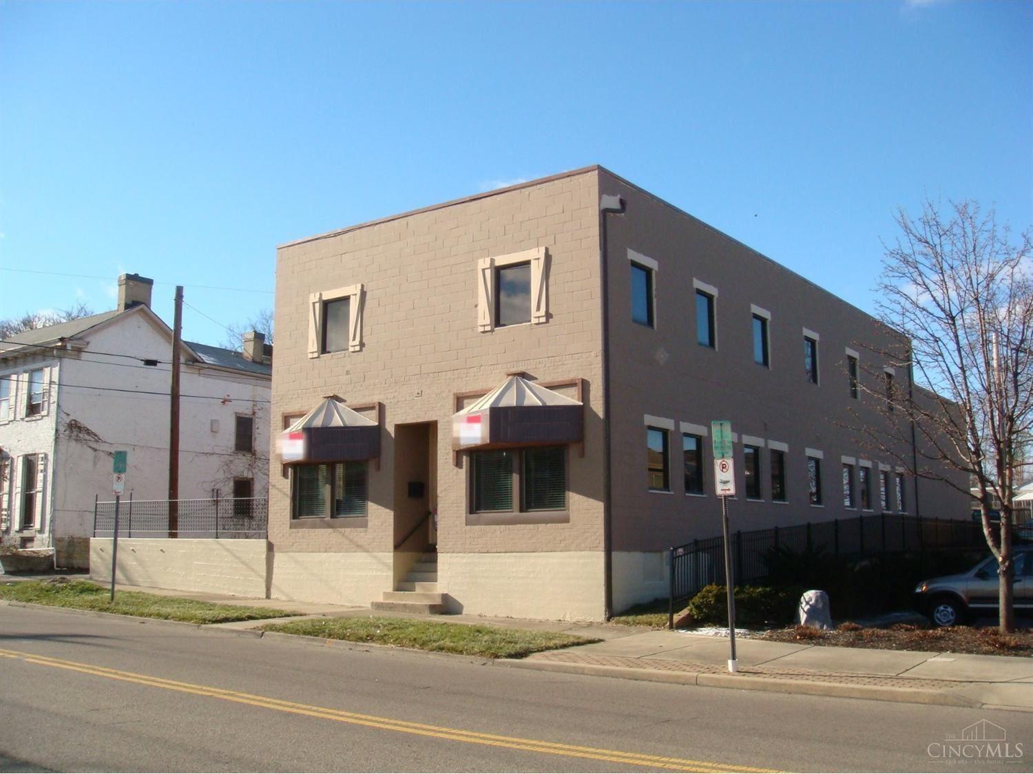 S 15 D Street Property Photo 3