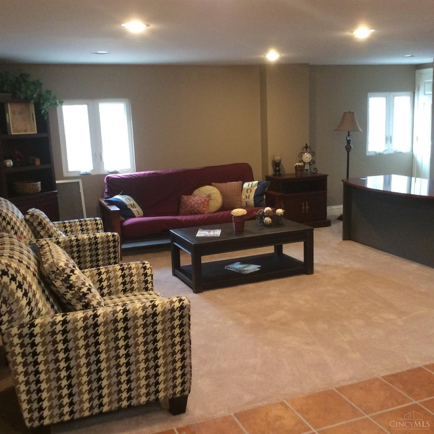 S 15 D Street Property Photo 6