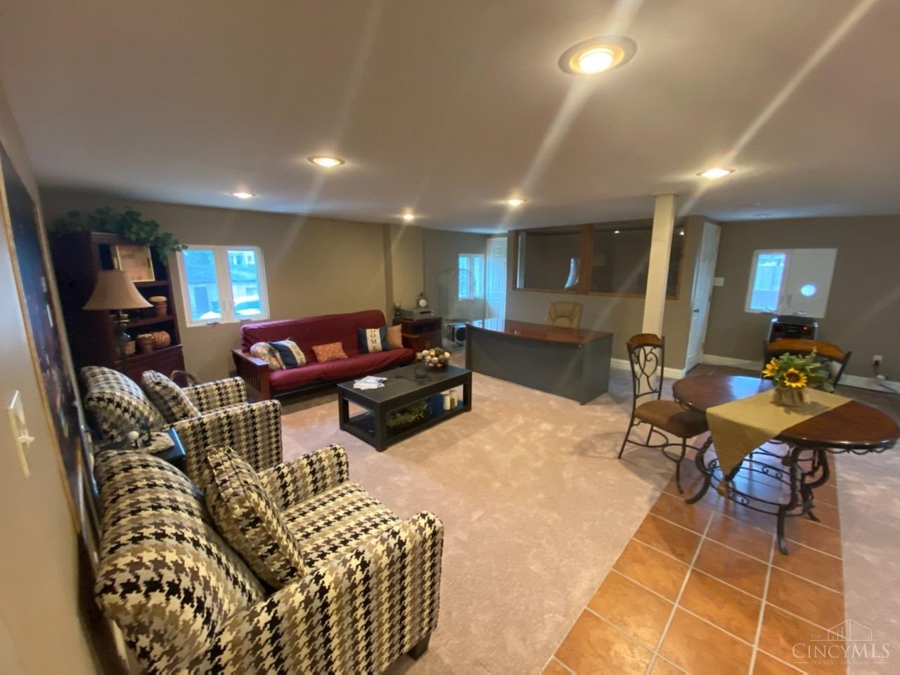S 15 D Street Property Photo 32