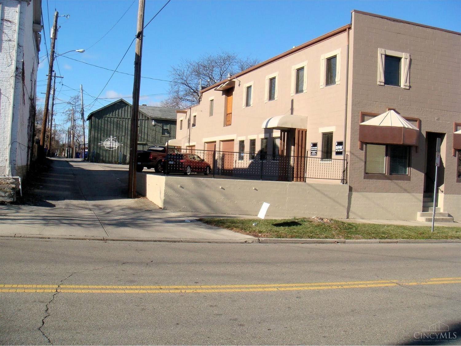 S 15 D Street Property Photo 33
