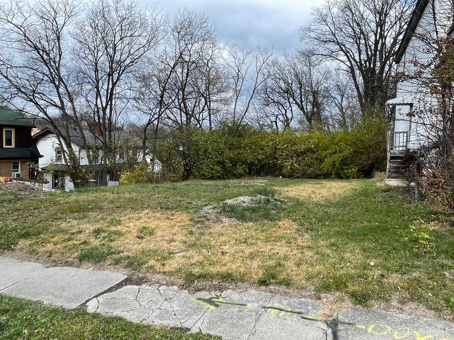 3744 Mayfield Avenue Property Photo 3