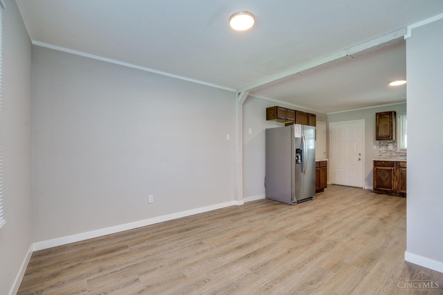 3471 Springdale Rd Property Photo 8