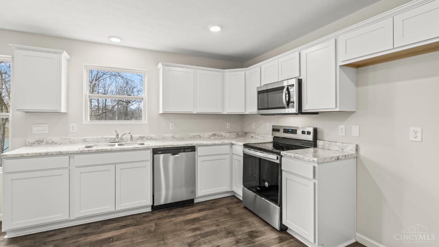 116 Lonny St Property Photo 10