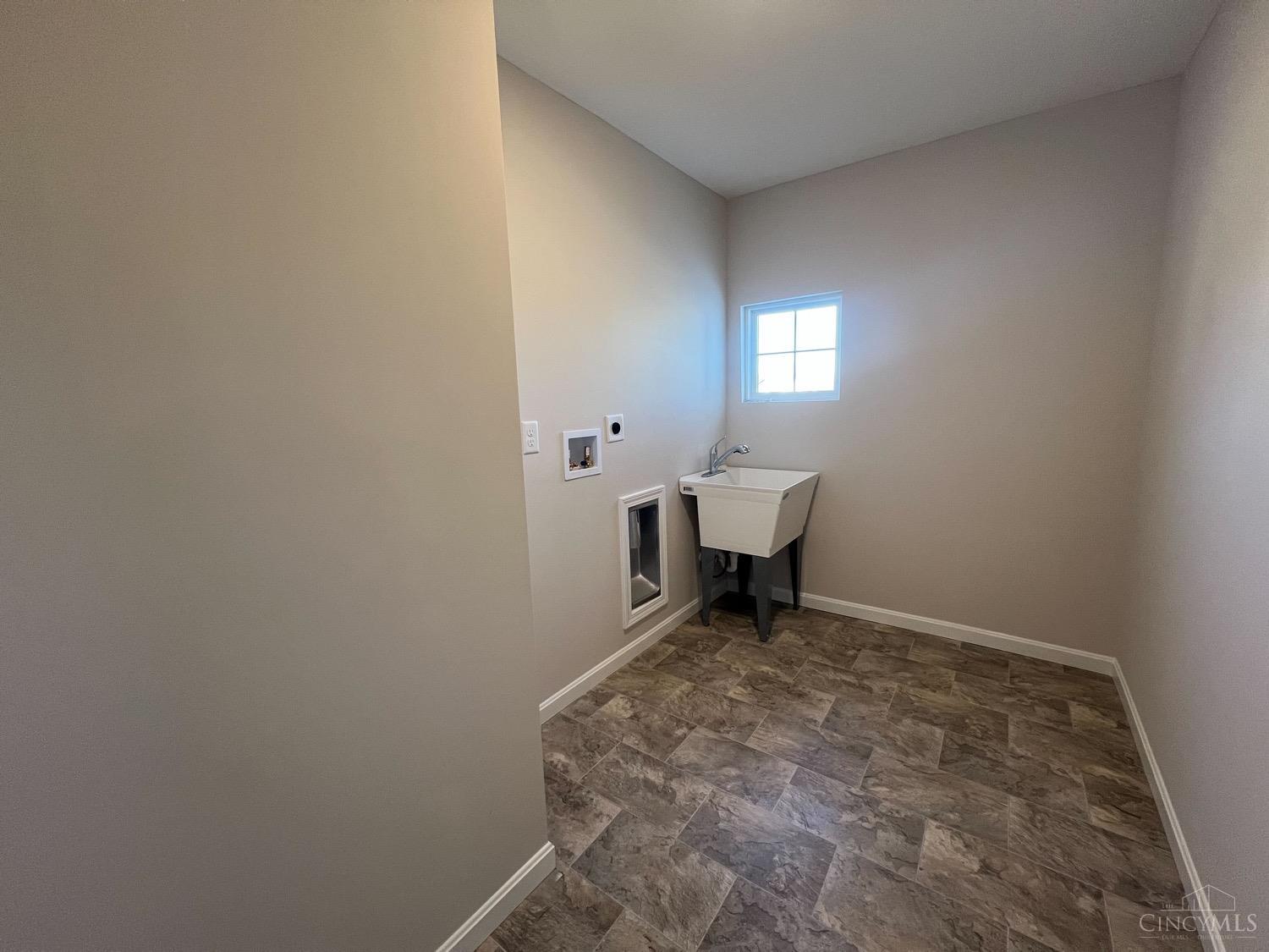 1511 Knightsbridge Ct Property Photo 6