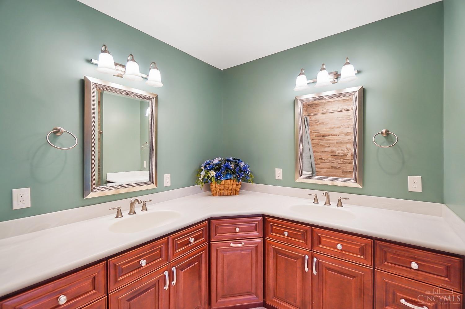 10442 Konstantine Ln Property Photo 54