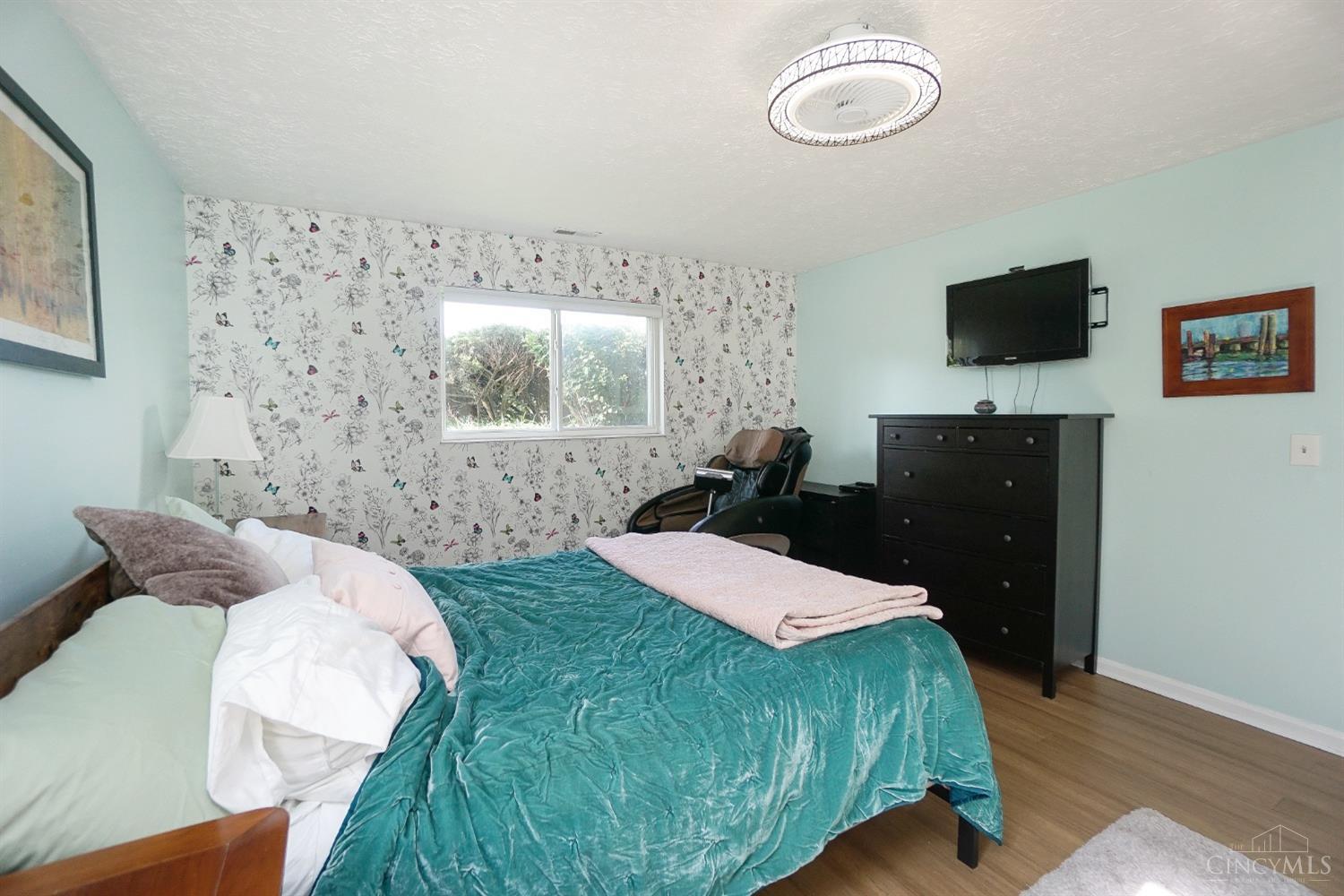 12160 Regency Run Ct Property Photo 17