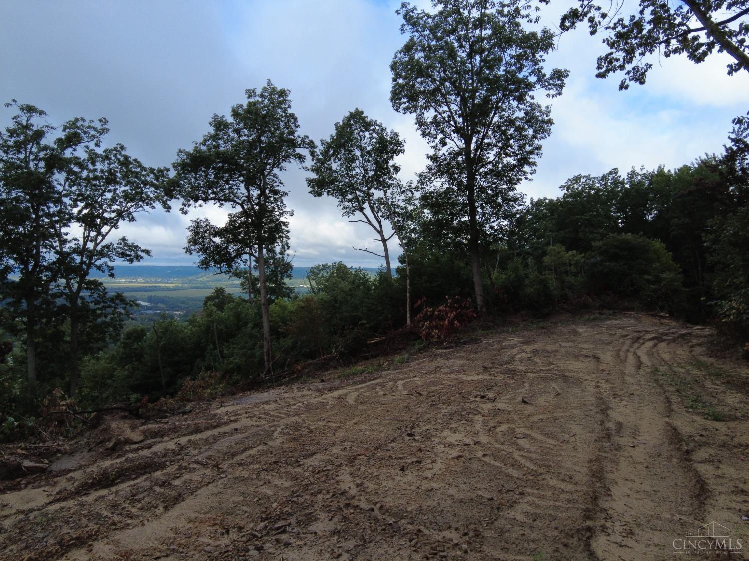 159 Twin Valley Rd Property Photo 6