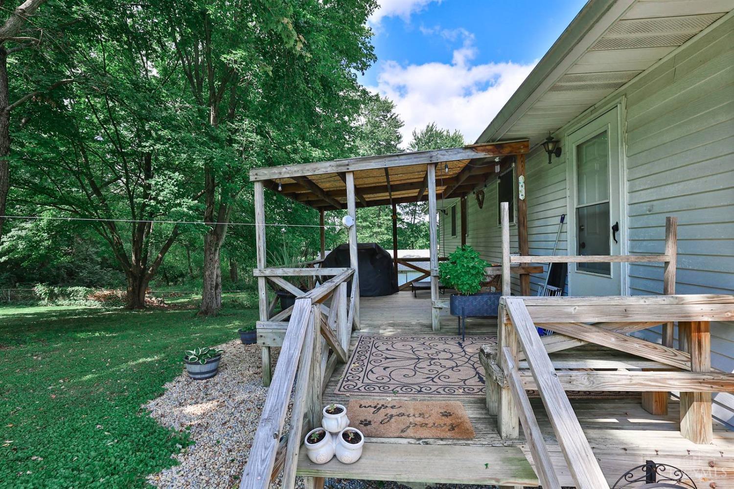 1006 Lorelei Dr Property Photo 24