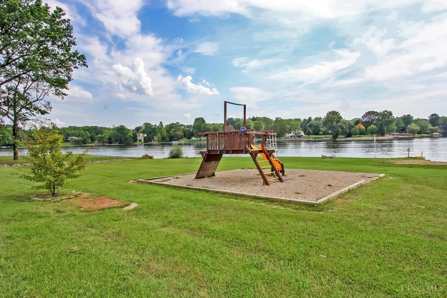 1006 Lorelei Dr Property Photo 46