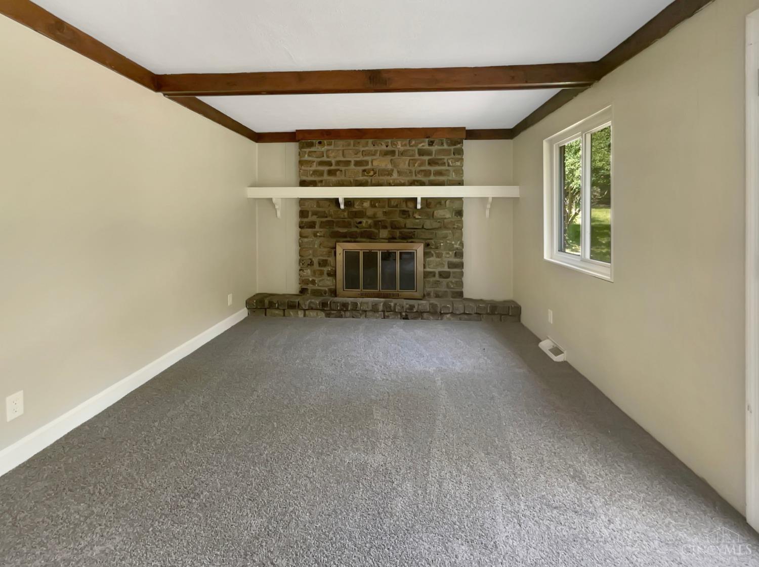 4384 Airymont Ct Property Photo 2